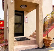 Econo Lodge Long Beach I-405 hotel detail image 4