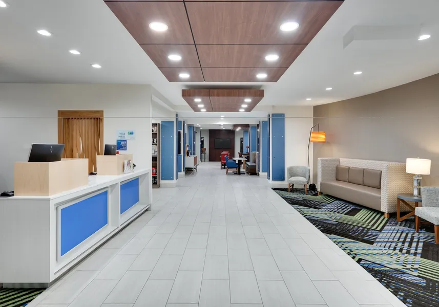 Holiday Inn Express & Suites San Antonio NW near SeaWorld by IHG hotel detail image 2