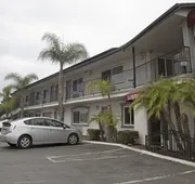 Harbor Inn & Suites hotel detail image 4