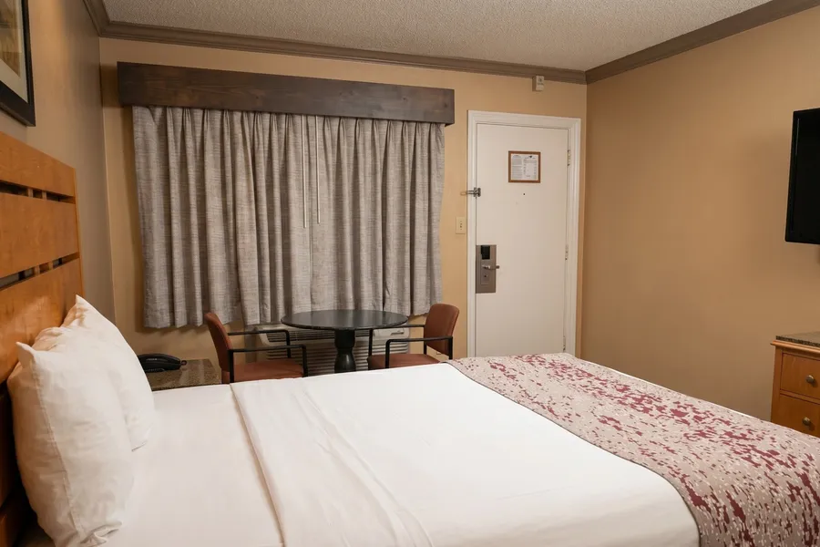 Om Park Inn and Suites El Cajon near San Diego hotel detail image 6