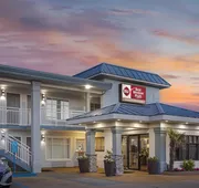 Best Western Plus Chesapeake Bay-Norfolk hotel detail image 7