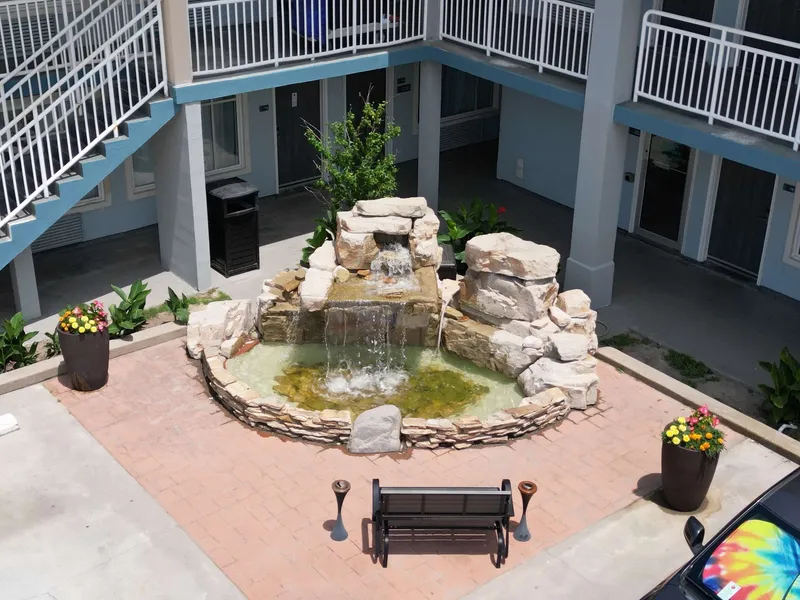 Best Western Plus Holiday Sands Inn & Suites hotel detail image 2
