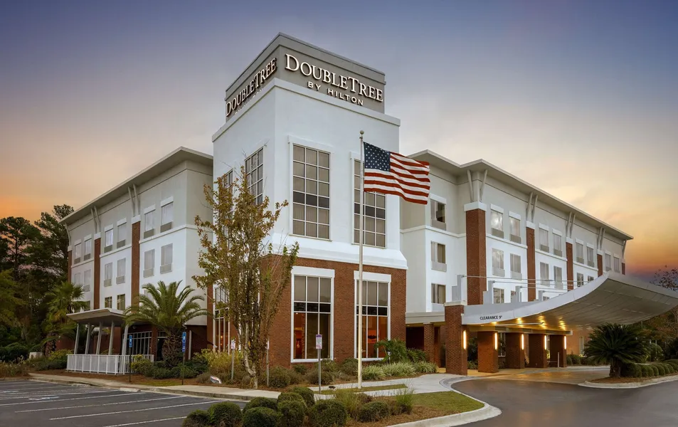 DoubleTree by Hilton Hotel Savannah Airport hotel detail image 2
