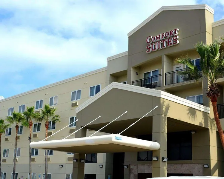 Comfort Suites Beachside hotel detail image 2