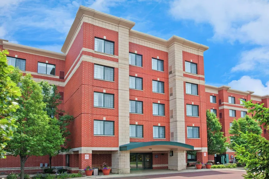 Residence Inn by Marriott Chicago Oak Brook hotel detail image 2