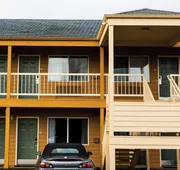 Cottage Grove Inn hotel detail image 4