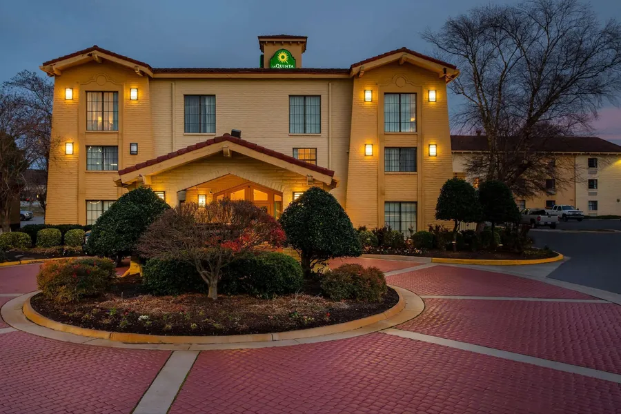 La Quinta Inn by Wyndham Norfolk Virginia Beach hotel detail image 2