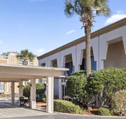 Atlantic crest inn and suites hotel detail image 4