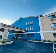 AmericInn by Wyndham Glendale/Milwaukee hotel detail image 3