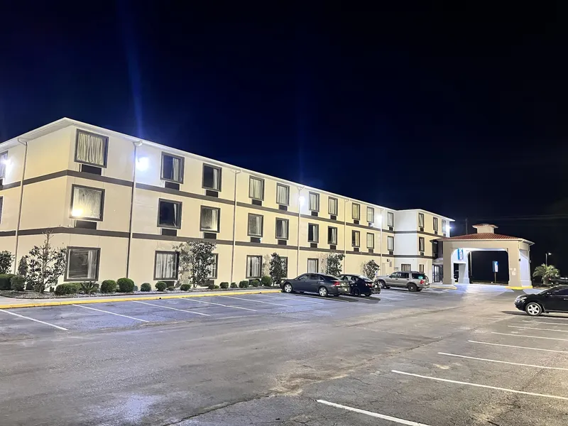 Quality Inn & Suites Biloxi - Ocean Springs hotel detail image 2