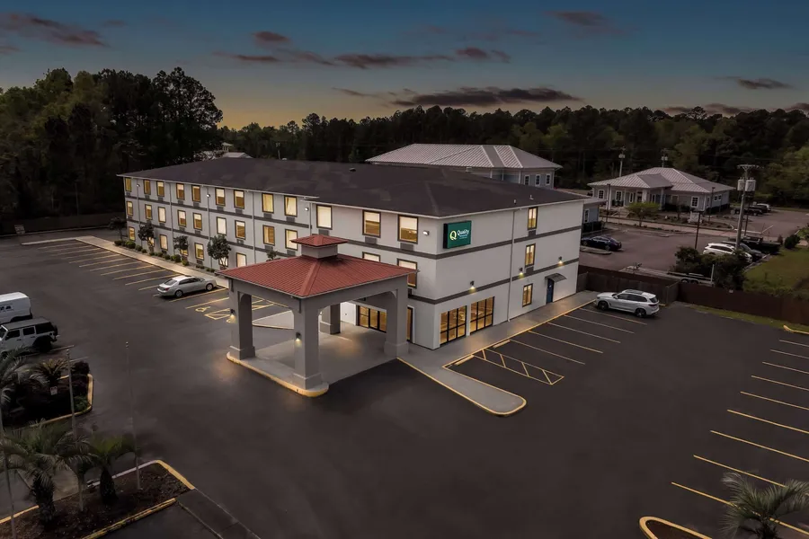 Quality Inn & Suites Biloxi - Ocean Springs hotel detail image 6