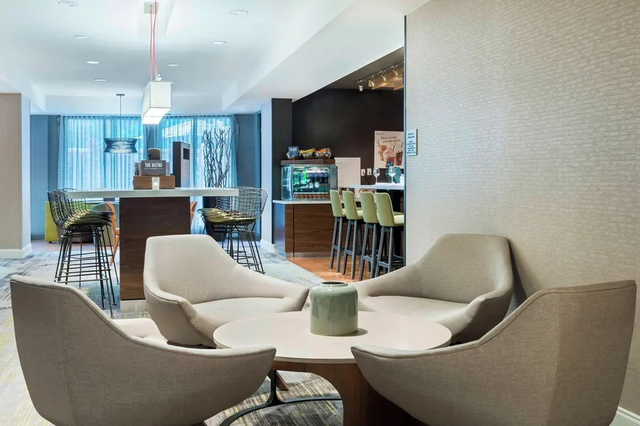 Courtyard by Marriott Sarasota Bradenton Airport hotel detail image 2