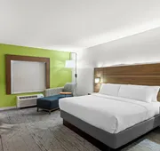 Holiday Inn Express and Suites Savannah - Midtown by IHG hotel detail image 7