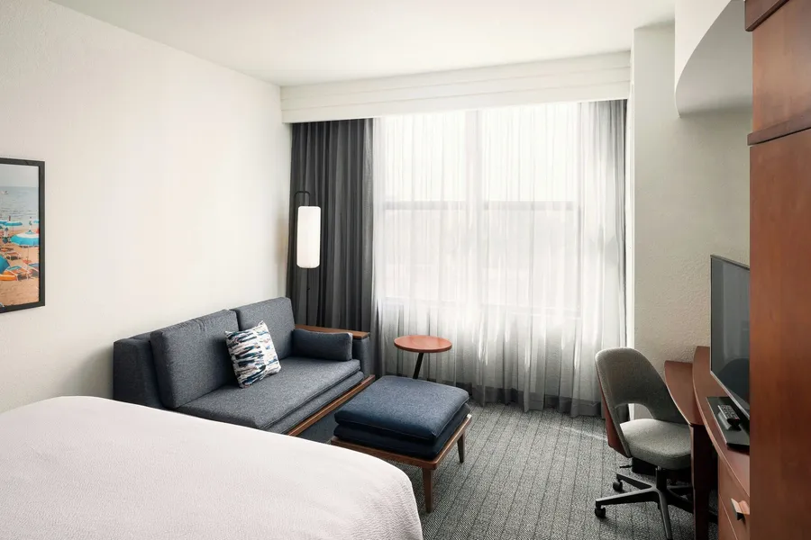 Courtyard by Marriott St. Petersburg Downtown hotel detail image 6