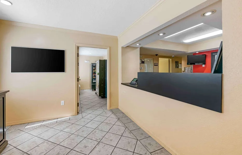 Extended Stay America Select Suites Orlando Southpark hotel detail image 2