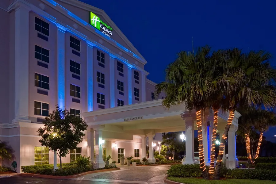 Holiday Inn Express & Suites Kendall by IHG hotel detail image 2