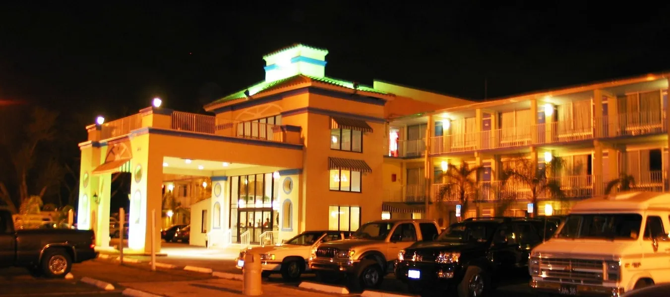 Howard Johnson by Wyndham Tropical Palms Kissimmee hotel detail image 2