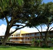 Howard Johnson by Wyndham Tropical Palms Kissimmee hotel detail image 4