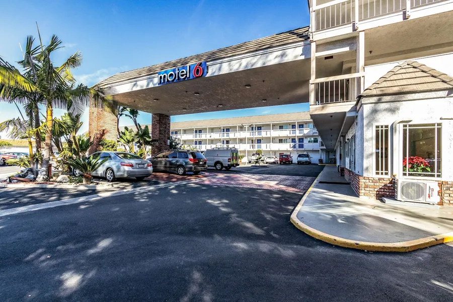 Motel 6 Fountain Valley, CA - Huntington Beach Area hotel detail image 2