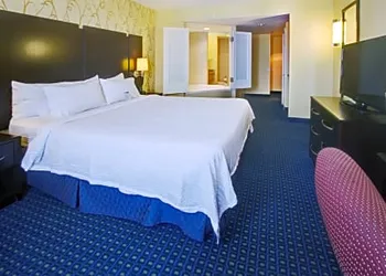 Fairfield Inn New York Long Island City/Manhattan View hotel thumbnail 5