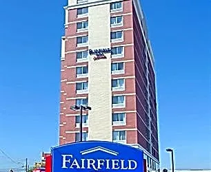 Fairfield Inn New York Long Island City/Manhattan View hotel thumbnail 7