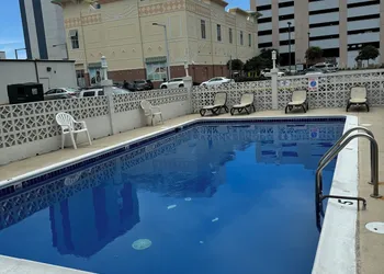 Atlantic Inn hotel thumbnail 4