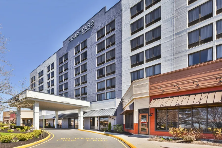 Courtyard by Marriott Secaucus Meadowlands hotel detail image 2