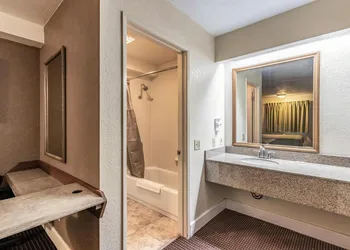 Studio 6-Anaheim, CA hotel thumbnail 2