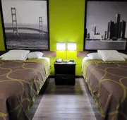 Super 8 by Wyndham Canton/Livonia Area hotel detail image 7