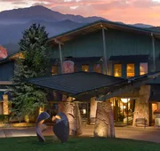 Garden of the Gods Resort and Club hotel detail image 5