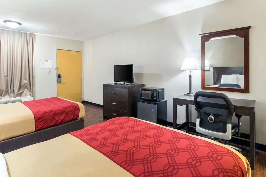 Econo Lodge Conyers hotel detail image 6