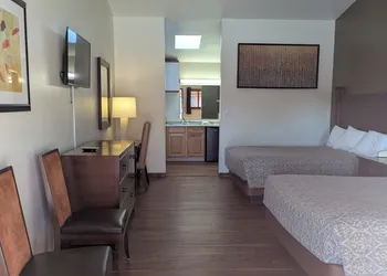 The Western Inn Motel and RV Park hotel thumbnail 4
