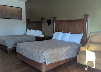 The Western Inn Motel and RV Park hotel thumbnail 5
