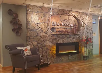 Blackstone Lodge & Suites hotel thumbnail 2