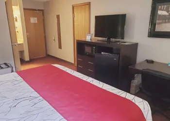 Blackstone Lodge & Suites hotel thumbnail 7