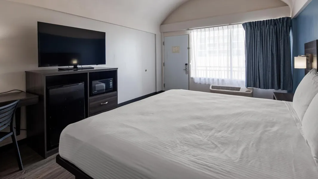 SureStay Hotel by Best Western Virginia Beach Royal Clipper hotel detail image 2