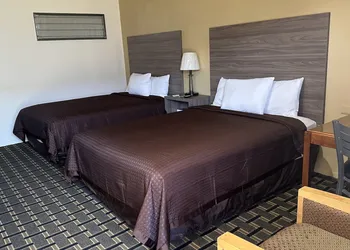 Economy Inn hotel thumbnail 7