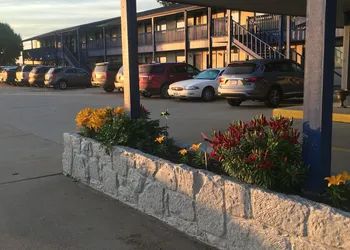 Viking Motel hotel thumbnail 4