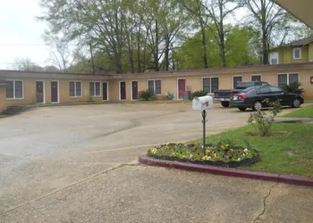 Hillside Motel hotel thumbnail 4