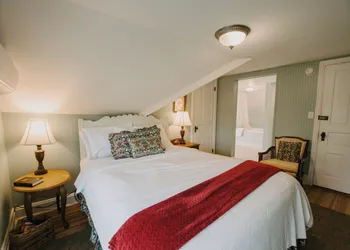 The Inn at Ragged Edge hotel thumbnail 4
