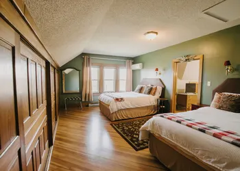 The Inn at Ragged Edge hotel thumbnail 6