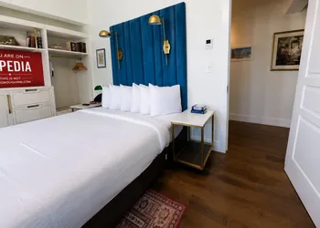Scarborough Inn hotel thumbnail 6