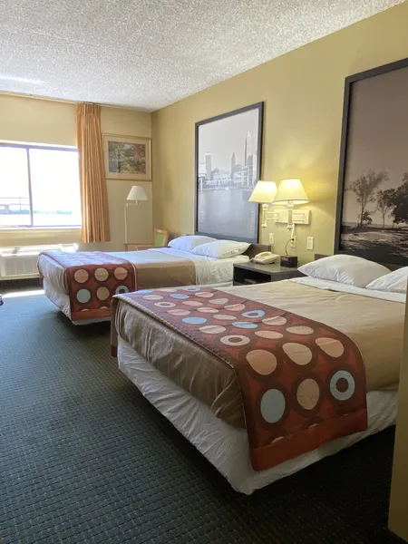 Super 8 by Wyndham Port Clinton hotel detail image 6