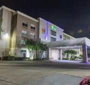 Holiday Inn Express & Suites Arlington North - Stadium Area by IHG hotel detail image 4