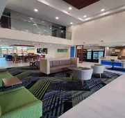 Holiday Inn Express & Suites Arlington North - Stadium Area by IHG hotel detail image 7