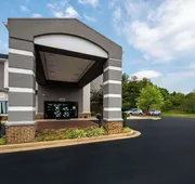 Sleep Inn & Suites Kingsport TriCities Airport hotel detail image 4