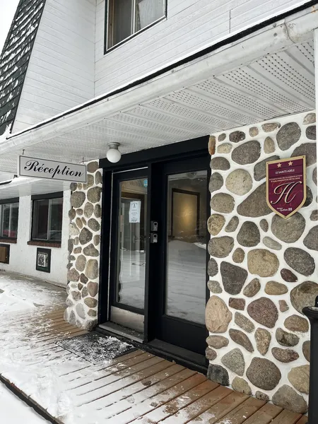 Motel Le Sainte-Adèle hotel detail image 6