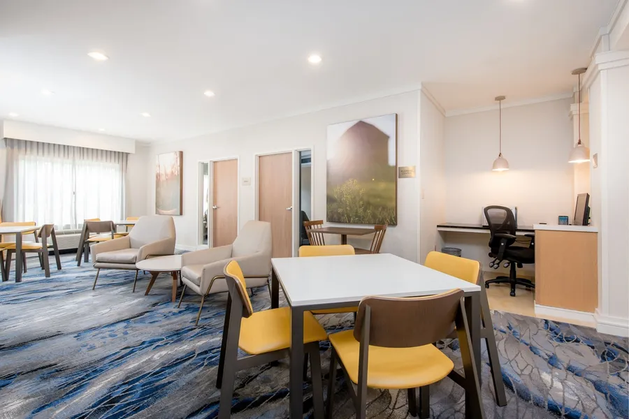 Fairfield Inn & Suites By Marriott - Brunswick hotel detail image 6