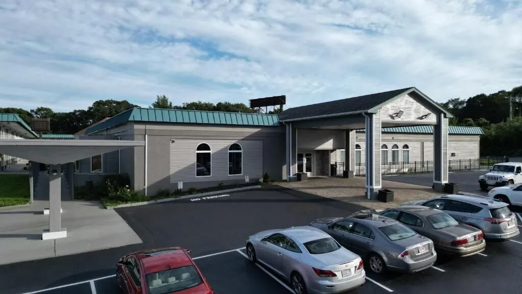 Whaler Inn and Suites hotel detail image 2