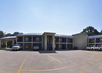 Days Inn by Wyndham Chipley hotel thumbnail 2